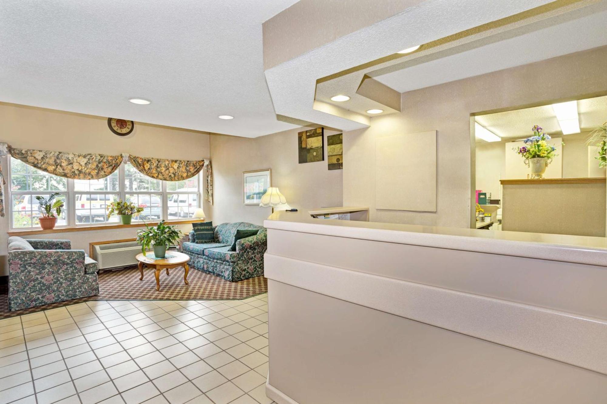 Microtel Inn By Wyndham Raleigh-Durham Airport Моррисвилл Экстерьер фото