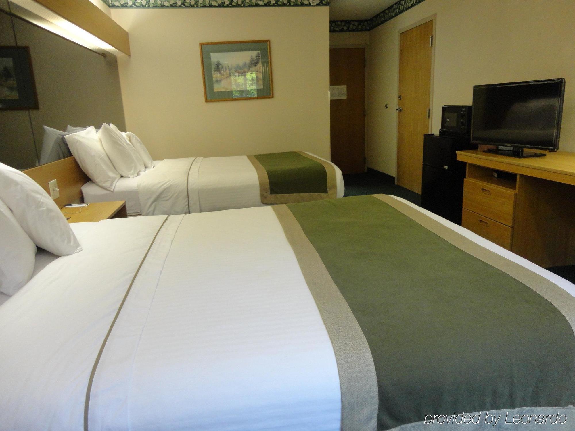 Microtel Inn By Wyndham Raleigh-Durham Airport Моррисвилл Экстерьер фото