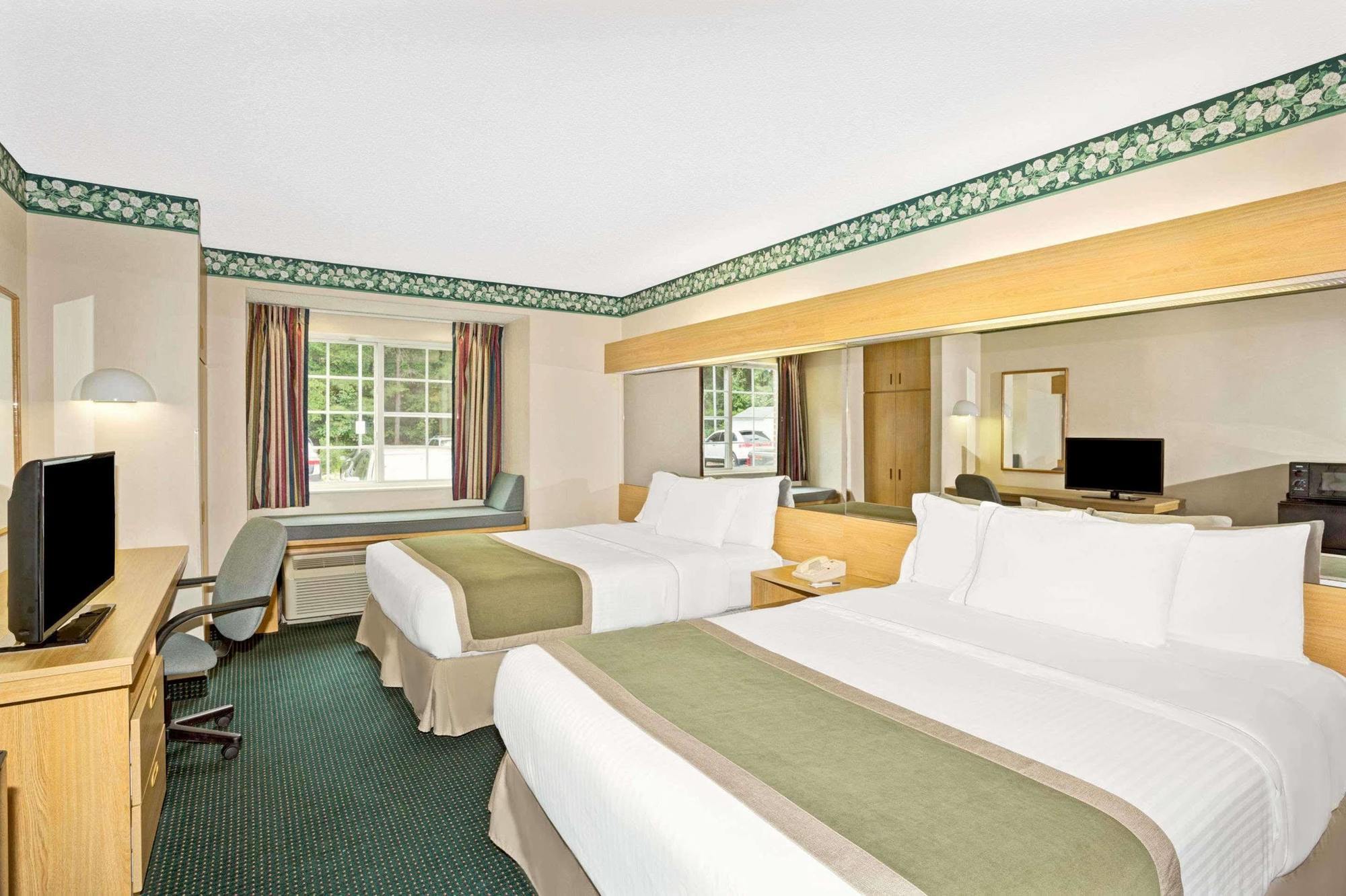 Microtel Inn By Wyndham Raleigh-Durham Airport Моррисвилл Экстерьер фото